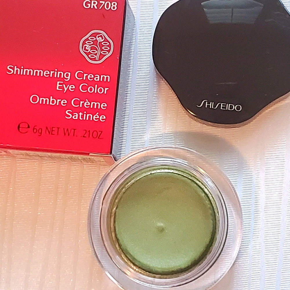 Shiseido cream eyeshadow green GR708 NWT 🛍2/$30
